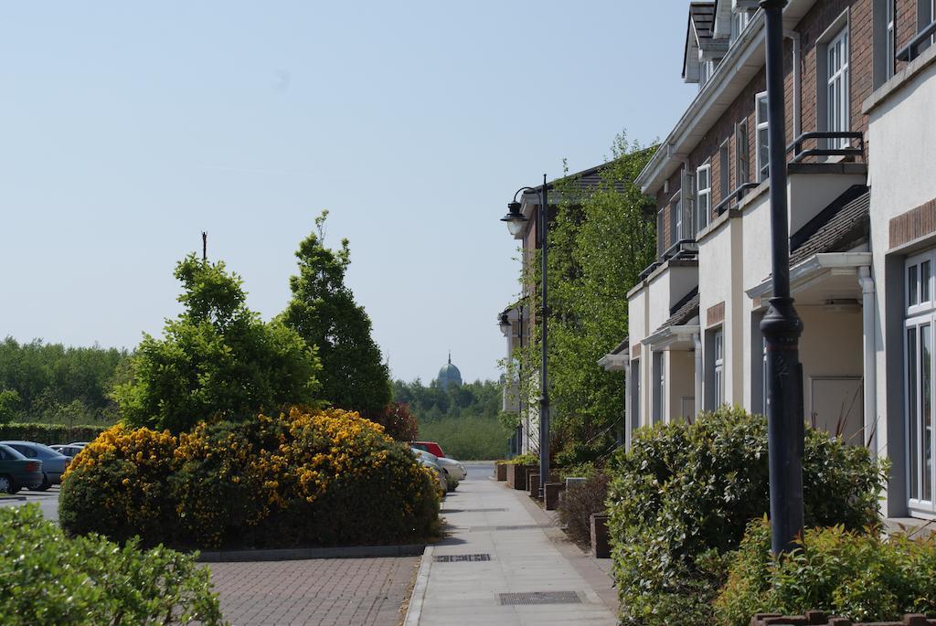 Gort Na Coiribe Holiday Village Galway Extérieur photo