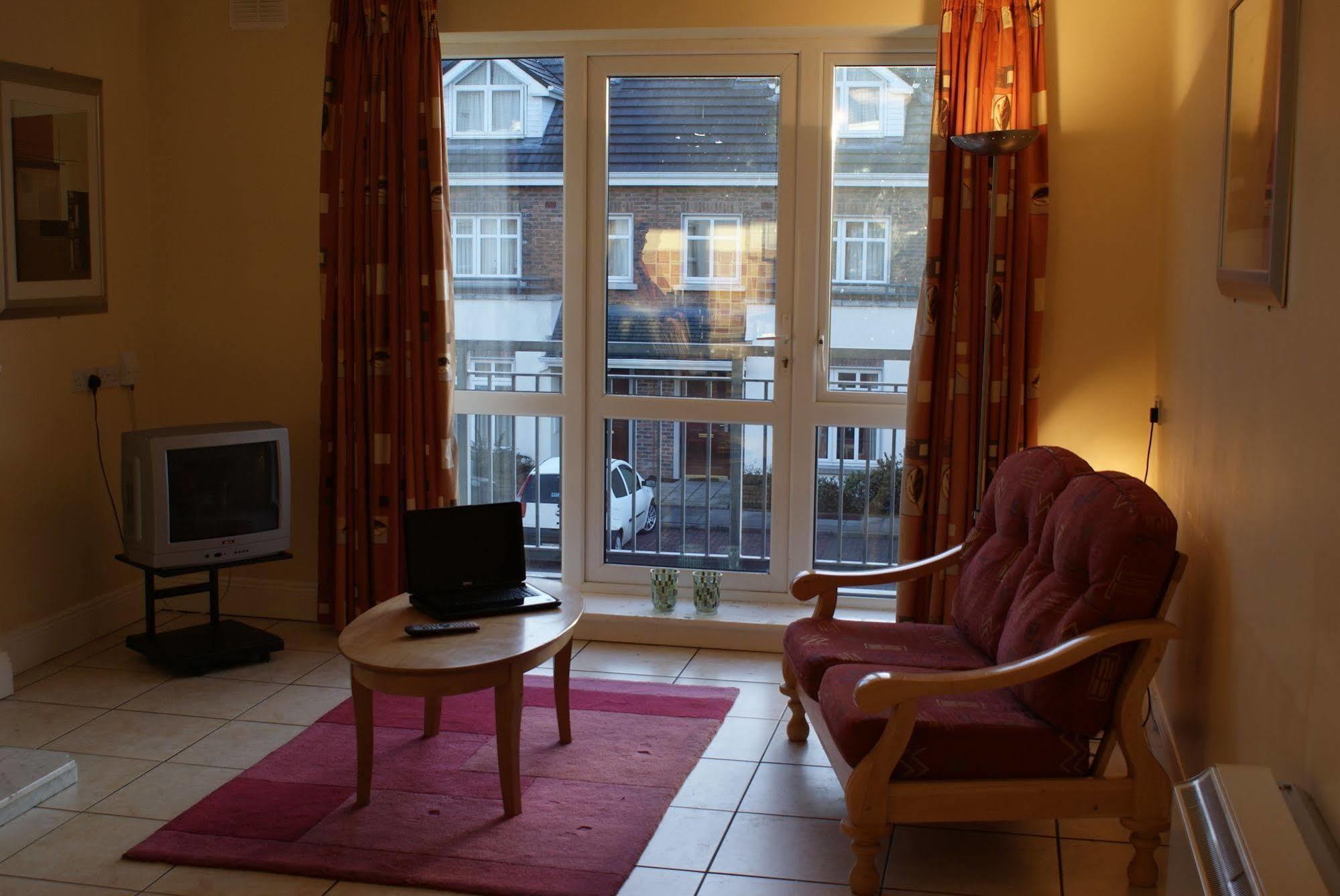 Gort Na Coiribe Holiday Village Galway Extérieur photo